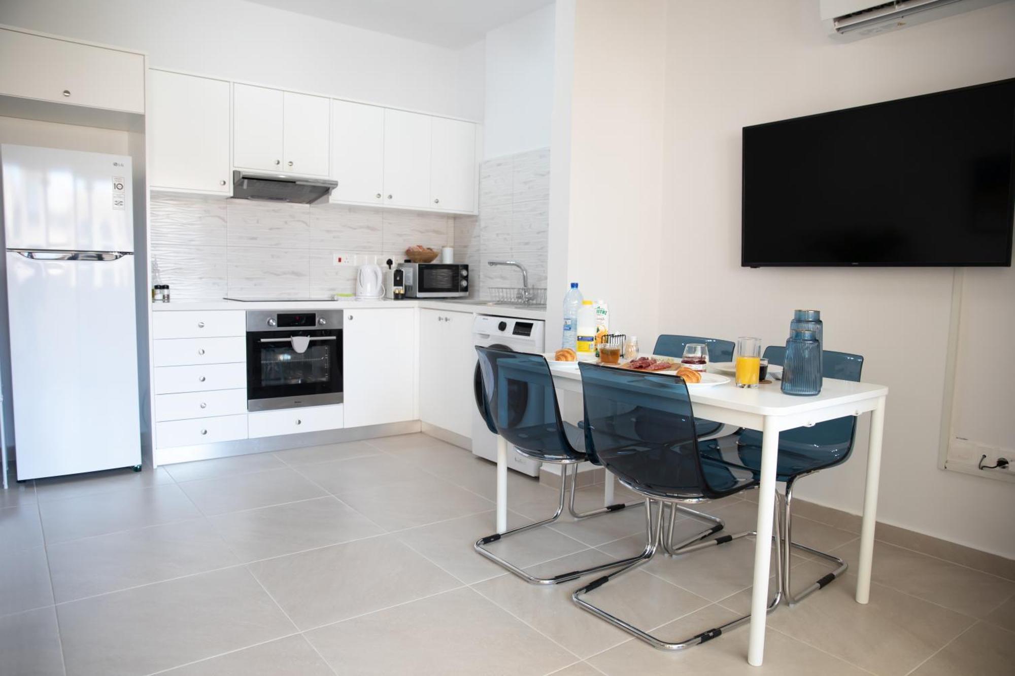 Apartment Seaside Modern Flat With Pool Queens Gardens 211 *