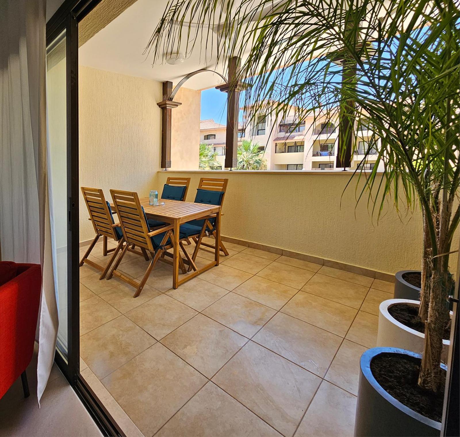 Apartment Seaside Modern Flat With Pool Queens Gardens 211 *